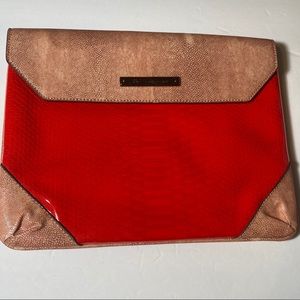 RACHEL Rachel Roy Clarity Clutch